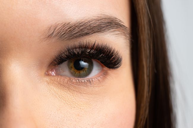 Eyelash Extensions Salon Edmonton